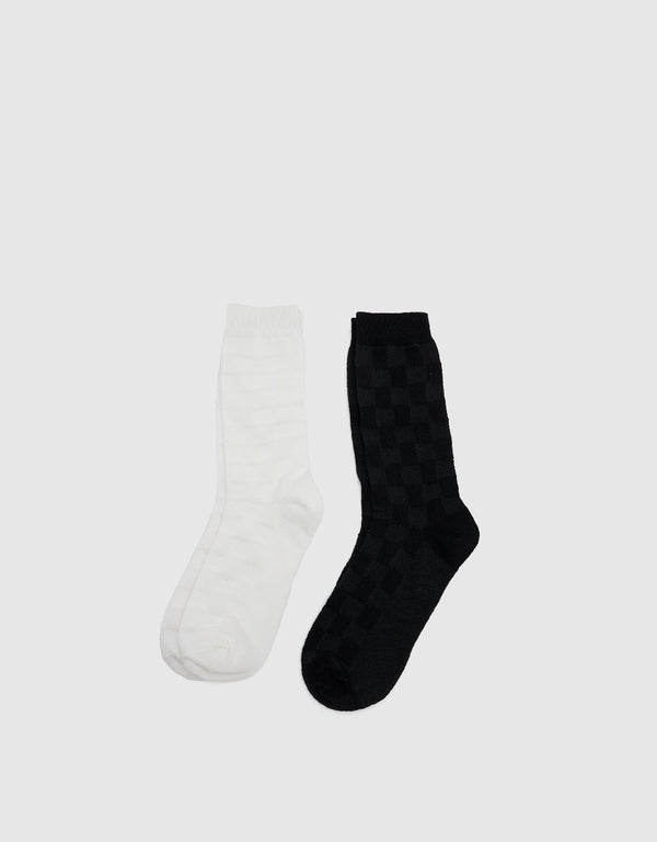 Embossed Mid-Length Socks