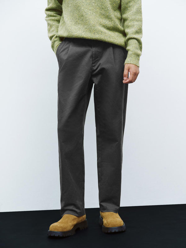 Pleated Straight Leg Tailored Pants